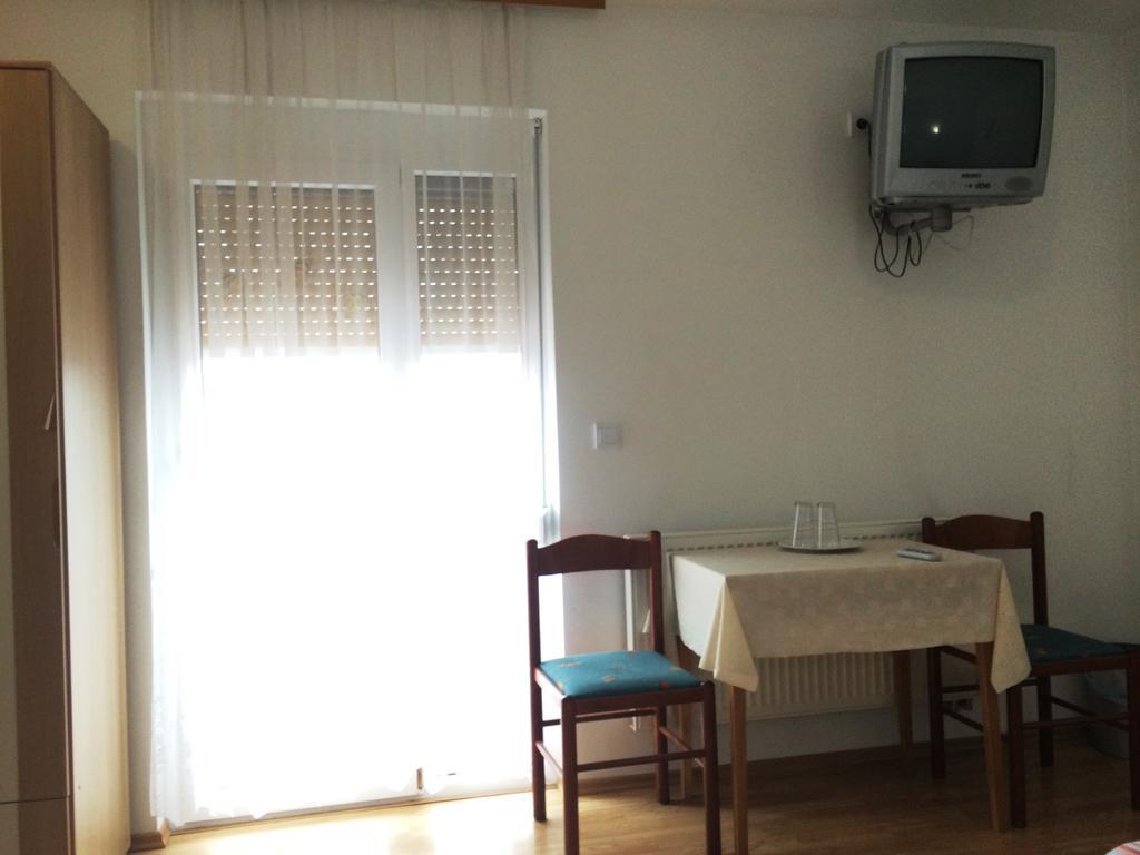 Villa Tourist Farm Salamun Banovci Esterno foto