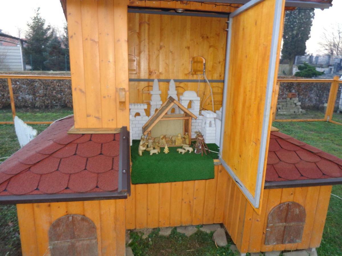 Villa Tourist Farm Salamun Banovci Esterno foto